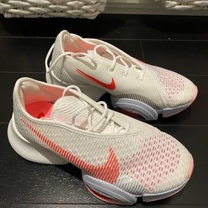 Nike Women's Air Zoom Superrep 2